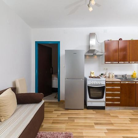 Guest House Marinna Врбоска Экстерьер фото